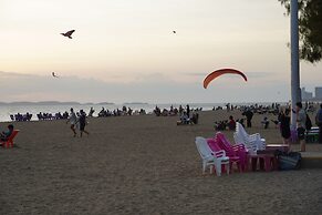 Vattui Beach Villa Jomtien
