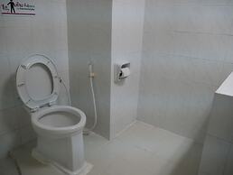 Royal Jommanee Hotel