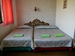 Royal Jommanee Hotel