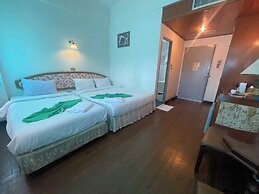 Royal Jommanee Hotel