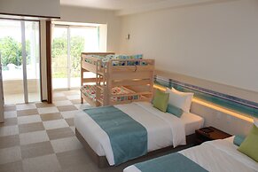 Seven Colors Ishigakijima