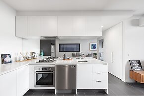 Ocean Views St Kilda Apartment by Ready Set Host