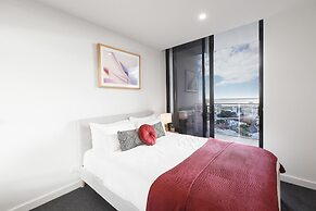 Ocean Views St Kilda Apartment by Ready Set Host