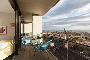 Ocean Views St Kilda Apartment by Ready Set Host