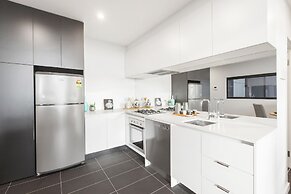 Ocean Views St Kilda Apartment by Ready Set Host