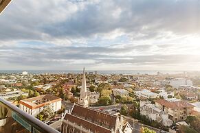 Ocean Views St Kilda Apartment by Ready Set Host