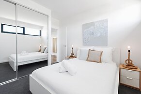 Spacious Urban Oasis in Central Location