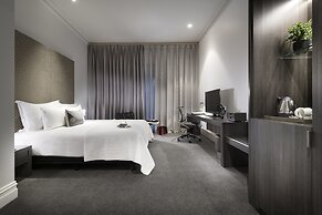 The Melbourne Hotel