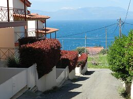 Stavento - Villas Trapeza & Voura