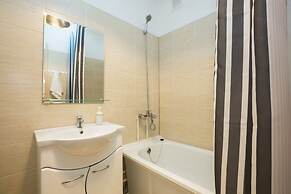 Etazhydaily Belinskogo-Stepana Razina