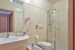 Beverly Alps Hotel & Spa