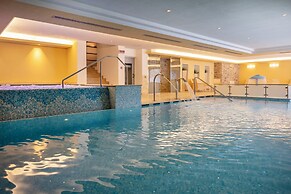 Beverly Alps Hotel & Spa