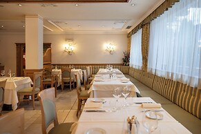 Beverly Alps Hotel & Spa
