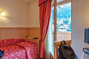 Beverly Alps Hotel & Spa