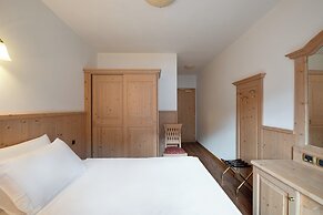 Beverly Alps Hotel & Spa