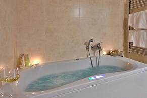 Beverly Alps Hotel & Spa