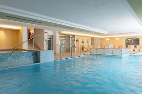 Beverly Alps Hotel & Spa