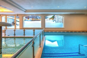 Beverly Alps Hotel & Spa