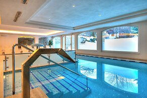 Beverly Alps Hotel & Spa