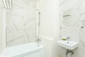 Apartment Etazhydaily Centr