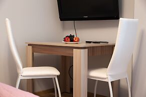 Apartment Etazhydaily Centr