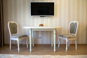 Apartment Etazhydaily Centr