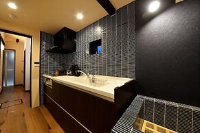 Machiya Kamo River 7