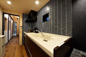 Machiya Kamo River 7