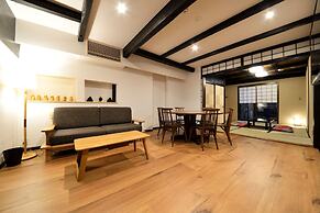 Machiya Kamo River 7