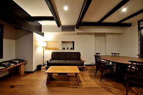 Machiya Kamo River 7