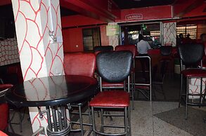 Nyam Hotel