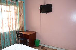 Nyam Hotel