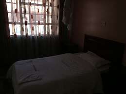 Nyam Hotel