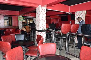 Nyam Hotel