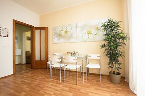 Apartment Etazhydaily Malysheva 4B