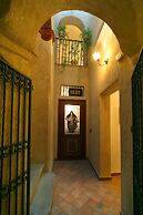 Donnaciccina Accomodation