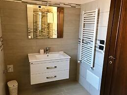 Eleven Bed & Breakfast