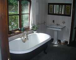 Horseshoe Pass Holiday Lets