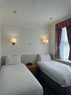 Hyde Park Radnor Hotel