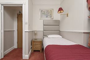 Hyde Park Radnor Hotel