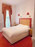 Hyde Park Radnor Hotel