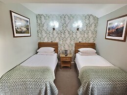 The Three Shires Inn