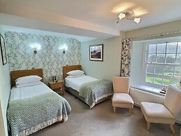 The Three Shires Inn