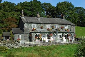 The Three Shires Inn