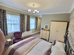 The Three Shires Inn