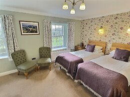 The Three Shires Inn