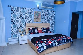 Leez Luxury Apartment