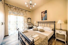 Lindos Luxury Retro Villas