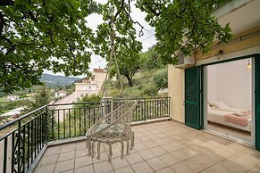 Faos Luxury Apartments