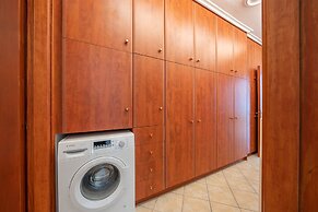 Faos Luxury Apartments